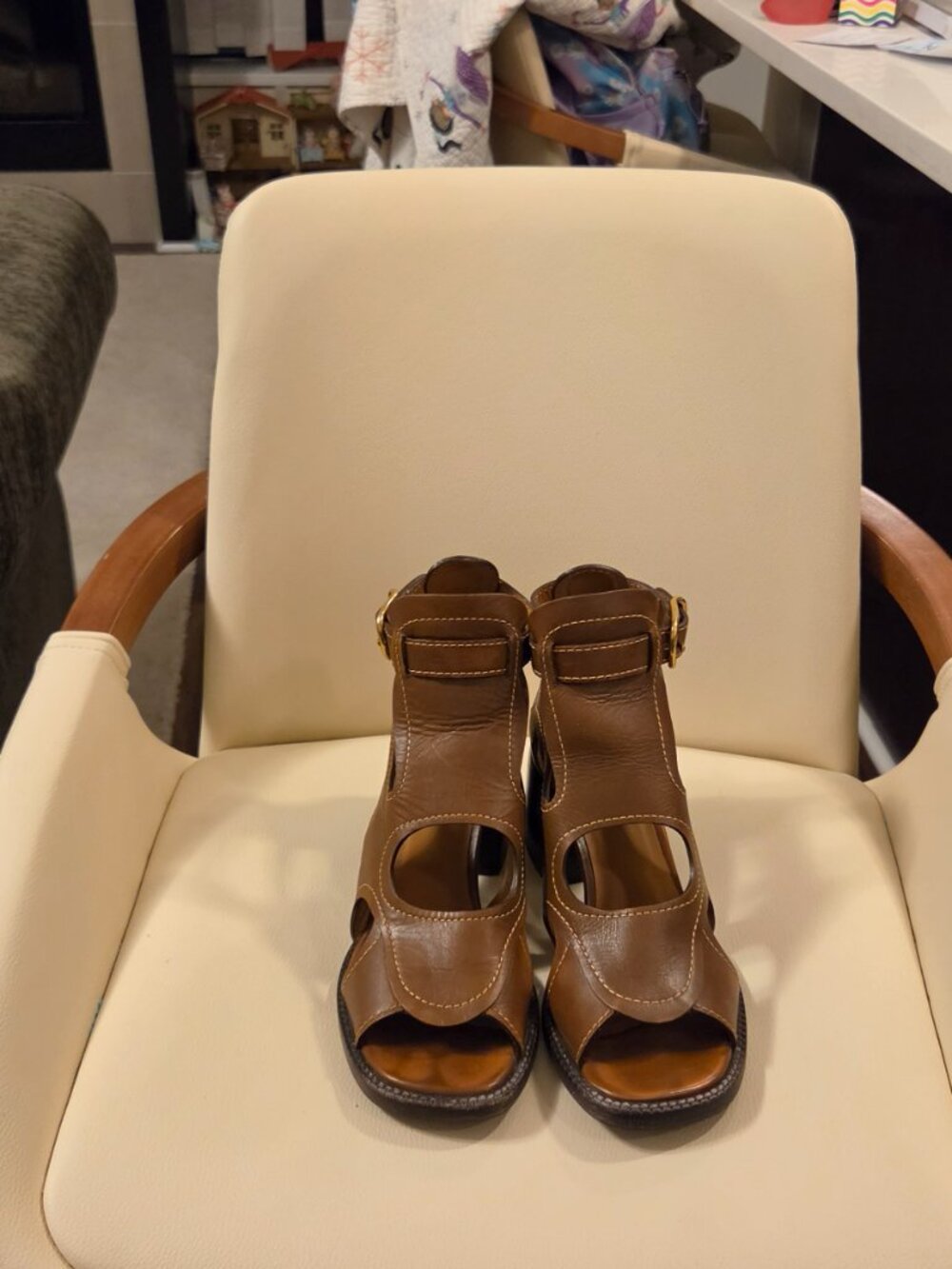brown leather Chloé Gaile sandals - Picture 6 of 17
